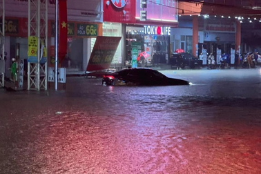 Thái Nguyên mưa lớn, nhiều nơi ngập sâu