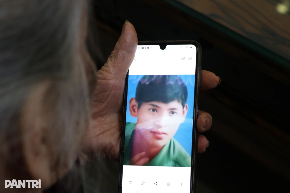 50 năm mẹ Cháu vẫn chờ 2 con trai trở về - 3 50 năm mẹ Cháu vẫn chờ 2 con trai trở về - 3