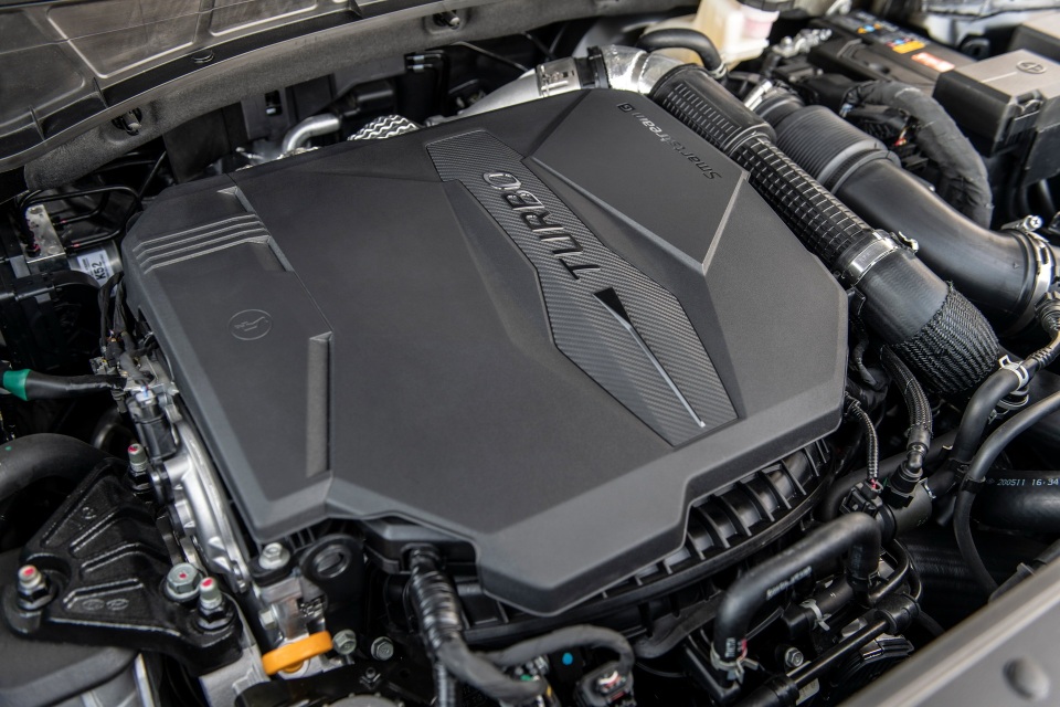 Hyundai Santa Cruz trình làng, giống như phiên bản bán tải của Tucson - 4 Hyundai Santa Cruz trình làng, giống như phiên bản bán tải của Tucson - 4