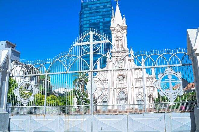 Đà Nẵng khác lạ trong những ngày cách ly xã hội - 15 Đà Nẵng khác lạ trong những ngày cách ly xã hội - 15