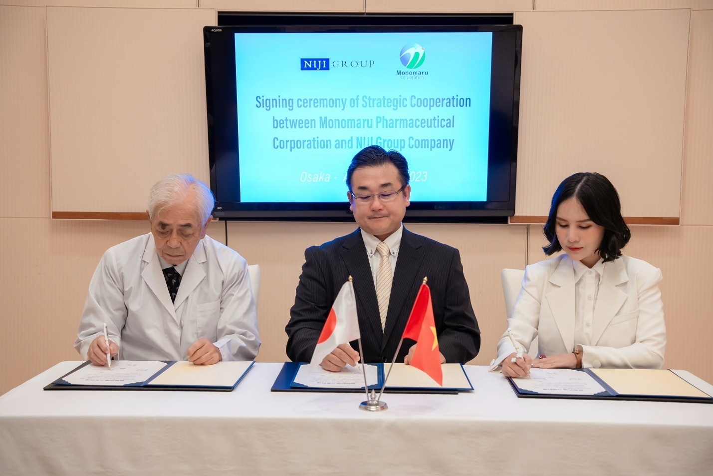 NIJIグループが日本の製薬グループモノマル-1と提携