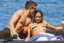 10 cặp đôi chênh lệch tuổi tác gây sốc tại Hollywood