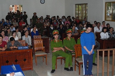 Kẻ làm thuê “phản chủ”… lĩnh án chung thân