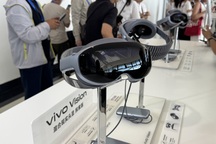 Cận cảnh kính vivo Vision Discovery Edition: đối thủ của Apple Vision Pro