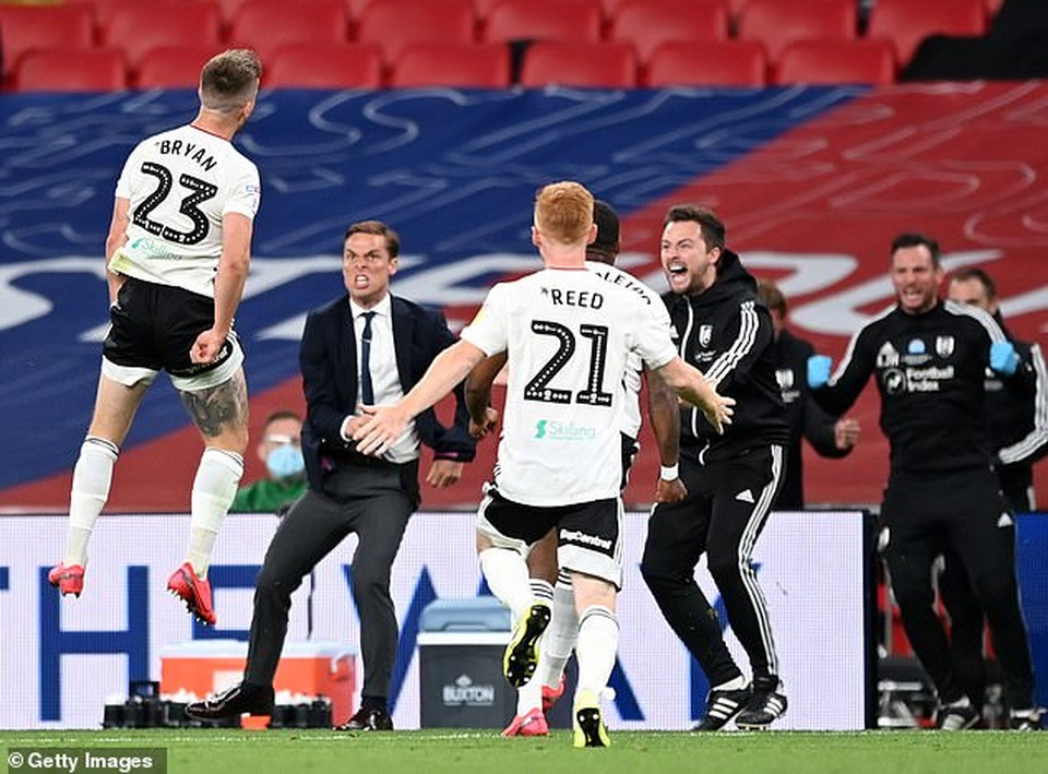 Fulham đánh bại Brentford ở trận cầu đắt giá nhất thế giới - 3 Fulham đánh bại Brentford ở trận cầu đắt giá nhất thế giới - 3