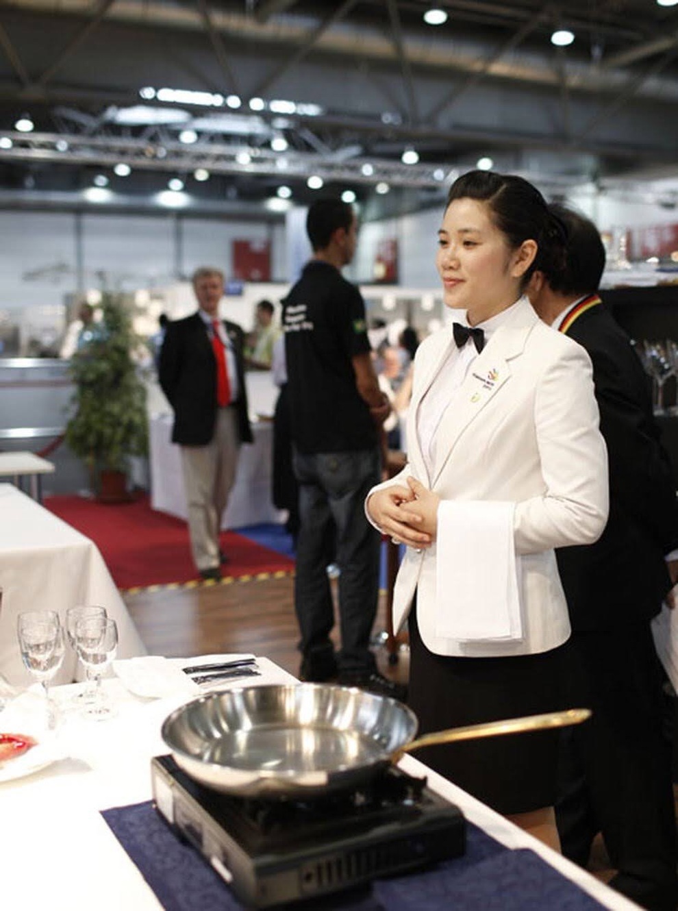Nữ đại sứ nghề xuất sắc trở thành giảng viên, chủ nhà hàng - 1 Nữ đại sứ nghề xuất sắc trở thành giảng viên, chủ nhà hàng - 1