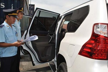 5 xe Lexus không ai nhận: Có dấu hiệu trốn thuế?