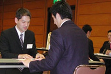 Kiểu tuyển dụng “khó nhằn” 