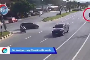 Người thanh niên xui xẻo bị xe đâm 2 lần