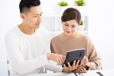 "Lỡ như tôi không đủ khả năng đóng phí bảo hiểm dài hạn?"