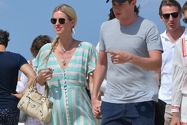Nicky Hilton mang bầu lần 2