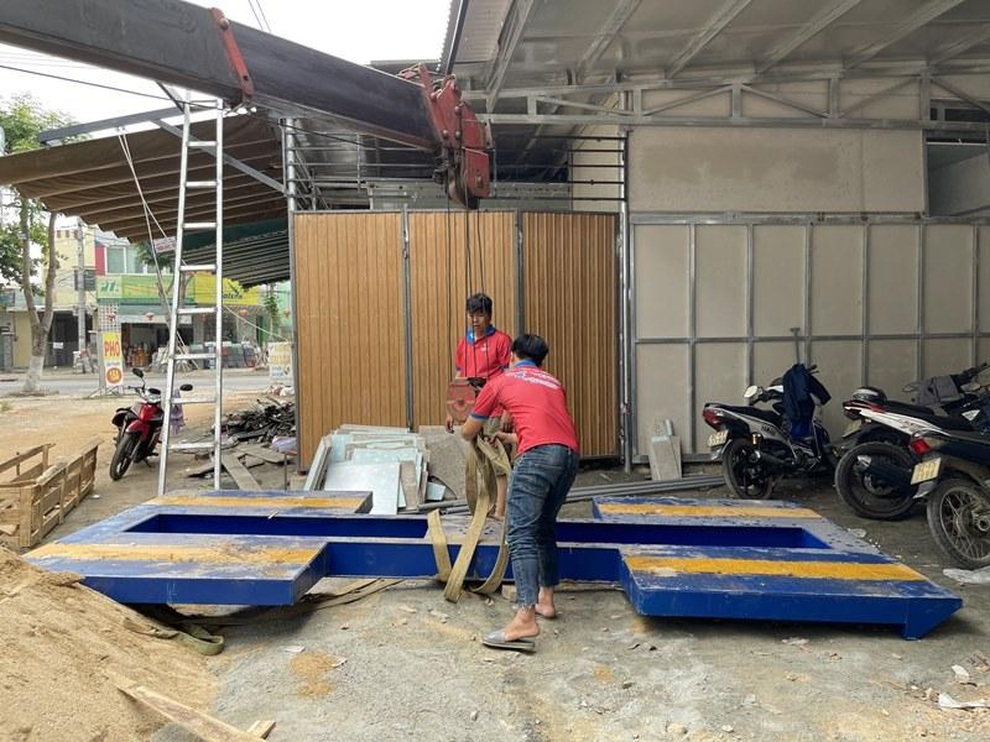 Rửa xe thuận tiện với cầu nâng một trụ rửa xe ô tô - 3 Rửa xe thuận tiện với cầu nâng một trụ rửa xe ô tô - 3
