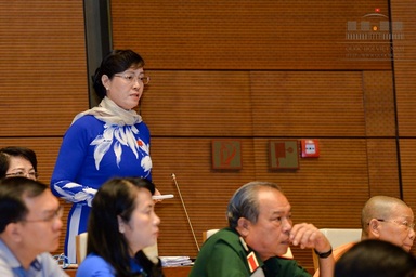 “Bộ trưởng có biết người nông dân nghĩ gì về trách nhiệm của Bộ trưởng không?”