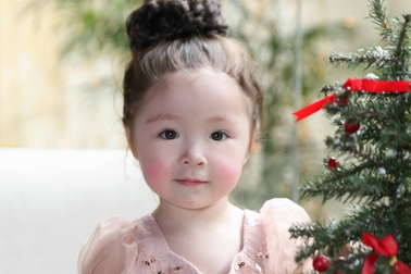 "Nàng công chúa lai" của Elly Trần "gây thương nhớ" khi làm "siêu mẫu nhí"