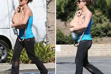 Britney Spears lại lôi thôi ra phố 