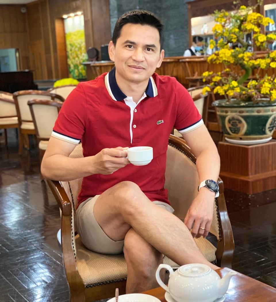Ngoại binh V-League thi cắn hạt dưa, Văn Lâm khoe có bánh chưng ngày Tết - 4 Ngoại binh V-League thi cắn hạt dưa, Văn Lâm khoe có bánh chưng ngày Tết - 4
