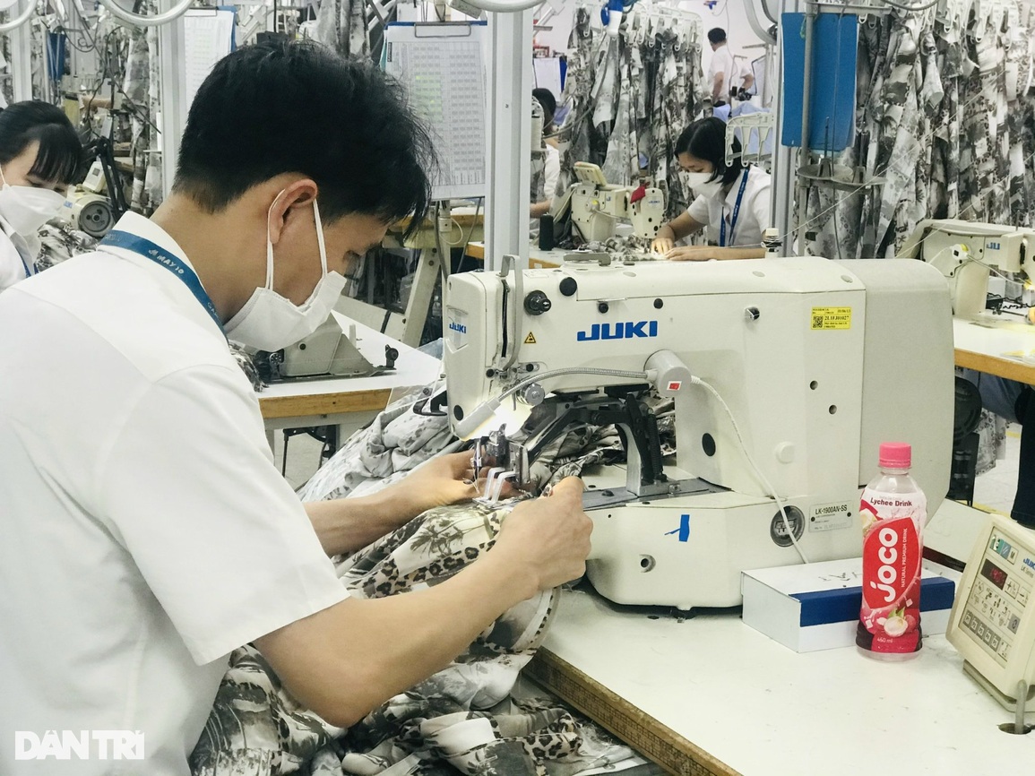 Linh hoạt giờ làm thêm theo tháng thuận cho doanh nghiệp, người lao động - 1 Linh hoạt giờ làm thêm theo tháng thuận cho doanh nghiệp, người lao động - 1
