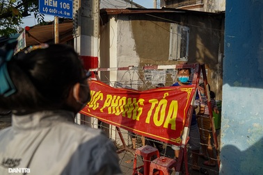 "Trạm trung chuyển" đặc biệt ở nơi phong tỏa vì Covid-19