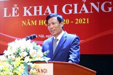 Bộ trưởng Nguyễn Ngọc Thiện đánh trống khai giảng tại ĐH Văn hoá Hà Nội