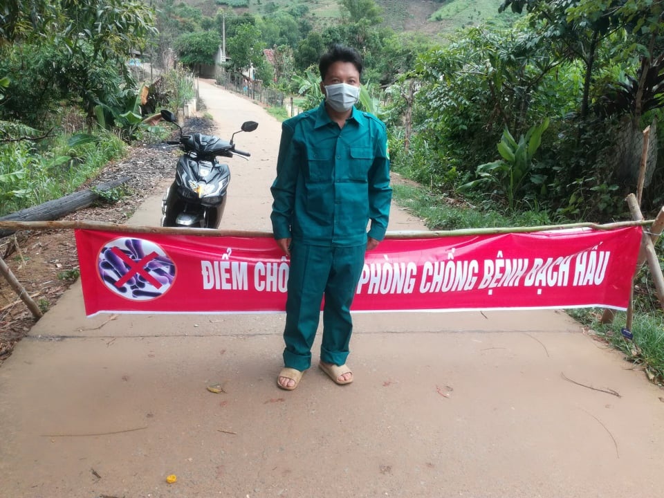 Đắk Lắk: Thêm 7 ca nhiễm bạch hầu mới, cách ly hàng trăm hộ dân - 2 Đắk Lắk: Thêm 7 ca nhiễm bạch hầu mới, cách ly hàng trăm hộ dân - 2