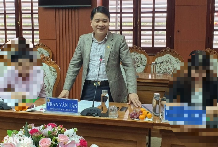 Ông Trần Văn Tân bị bãi nhiệm chức vụ Phó Chủ tịch tỉnh Quảng Nam - 1 Ông Trần Văn Tân bị bãi nhiệm chức vụ Phó Chủ tịch tỉnh Quảng Nam - 1