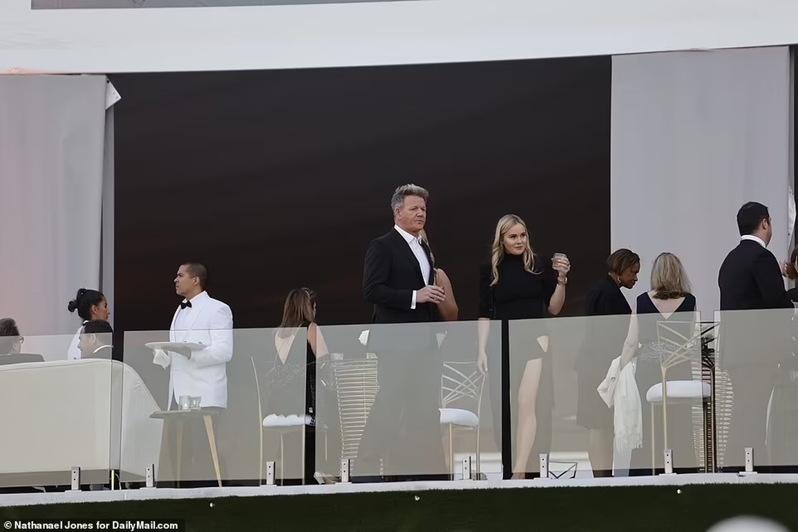 Đột nhập hôn lễ triệu đô của Brooklyn Beckham và cô dâu con nhà tỷ phú - 14 Đột nhập hôn lễ triệu đô của Brooklyn Beckham và cô dâu con nhà tỷ phú - 14