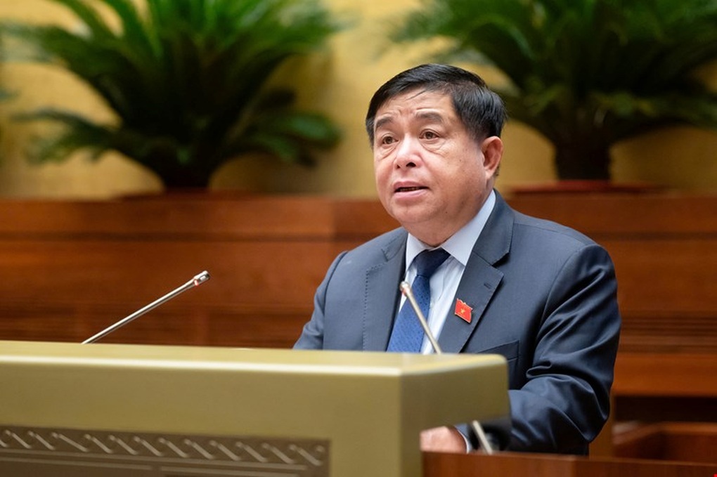 Có những anh bằng quan hệ kiếm được dự án nhưng năng lực không có - 1 Có những anh bằng quan hệ kiếm được dự án nhưng năng lực không có - 1