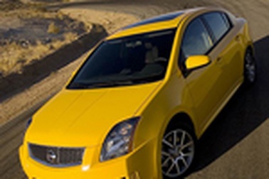 Nissan Sentra mới - Ấn tượng mờ nhạt