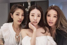 Choáng với bộ ba chị em U40 trẻ như gái 20