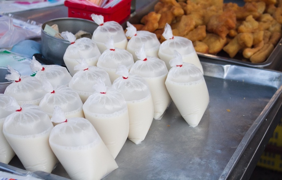 Sữa đậu nành và câu chuyện văn hóa ẩm thực 3 miền - 1 Sữa đậu nành và câu chuyện văn hóa ẩm thực 3 miền - 1