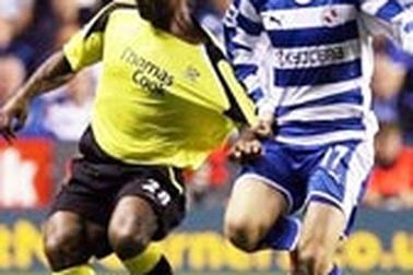 Tân binh đánh bại Man “xanh”