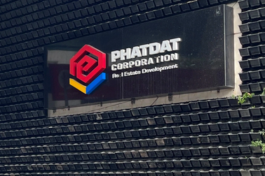 Vốn hóa "bay" 23.000 tỷ đồng, đại gia địa ốc dồn dập trả nợ, bán tài sản