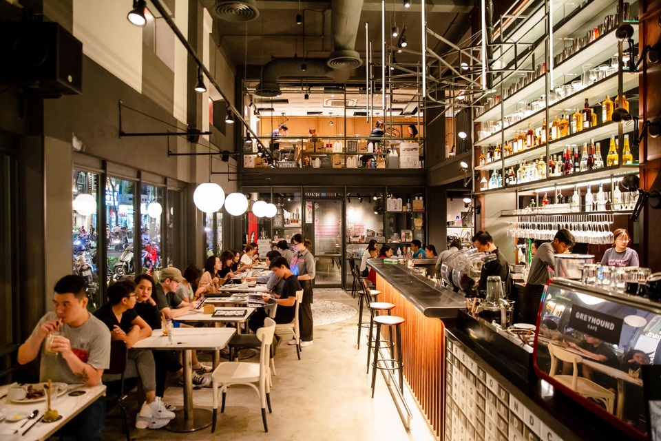 Greyhound Café: Định vị thương hiệu đúng đắn để tạo dấu ấn riêng ở thị trường Việt Nam - 2 Greyhound Café: Định vị thương hiệu đúng đắn để tạo dấu ấn riêng ở thị trường Việt Nam - 2