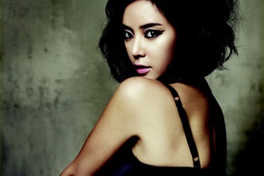 3 mỹ nhân Hàn nóng bỏng trên tạp chí 