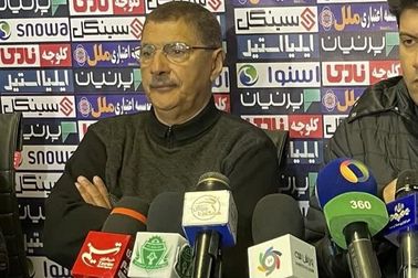 Cựu HLV đội tuyển Việt Nam bị sa thải ở Iran