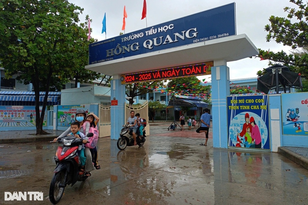 ຫຼາຍທ້ອງຖິ່ນໃຫ້ນັກຮຽນຢູ່ບ້ານຈາກໂຮງຮຽນເພື່ອຫຼີກເວັ້ນພະຍຸ Fengshen - 1 Nhiều địa phương cho học sinh nghỉ học tránh bão Fengshen - 1
