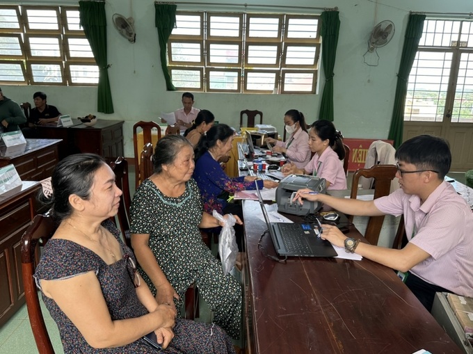 NHCSXH Bình Phước tiếp sức hộ sản xuất, kinh doanh vùng khó khăn.