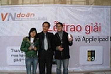 VNdoan.com công bố chủ nhân chiếc iPhone 4 giá 0 đồng