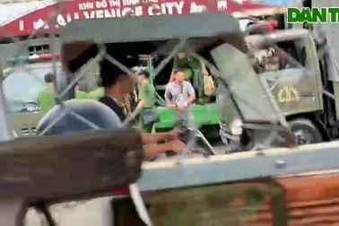 Cảnh sát phong tỏa trụ sở công ty địa ốc Alibaba