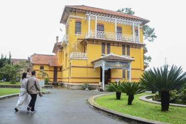 Khám phá cung Nam Phương Hoàng hậu ở Đà Lạt