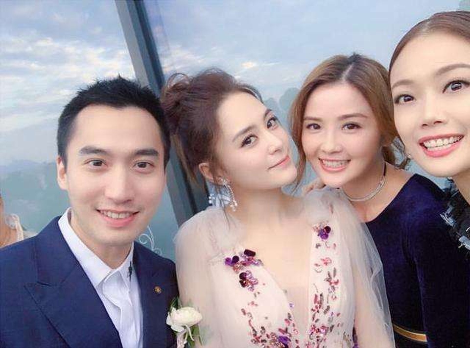 Chung Hân Đồng bị lộ chuyện ly hôn là do... La Chí Tường? - 4 Chung Hân Đồng bị lộ chuyện ly hôn là do... La Chí Tường? - 4