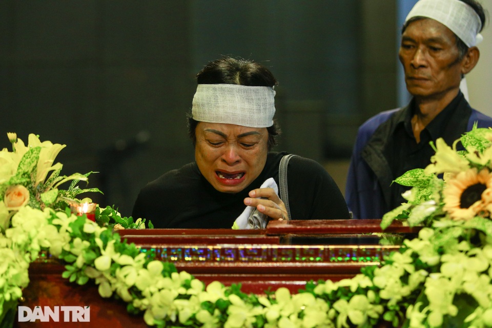 Bài ca hy vọng tiễn biệt nhạc sĩ Văn Ký - 2 Bài ca hy vọng tiễn biệt nhạc sĩ Văn Ký - 2