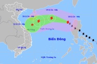 Bão Man-yi giật cấp 15 đi vào Biển Đông