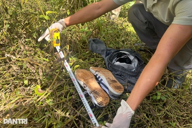 Đôi giày dính đất đỏ vạch trần Lê Sỹ Tùng sát hại 3 người ở Đồng Nai