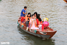 Hội An sẽ phát hành vé ghe bơi sông Hoài để khỏi loạn giá