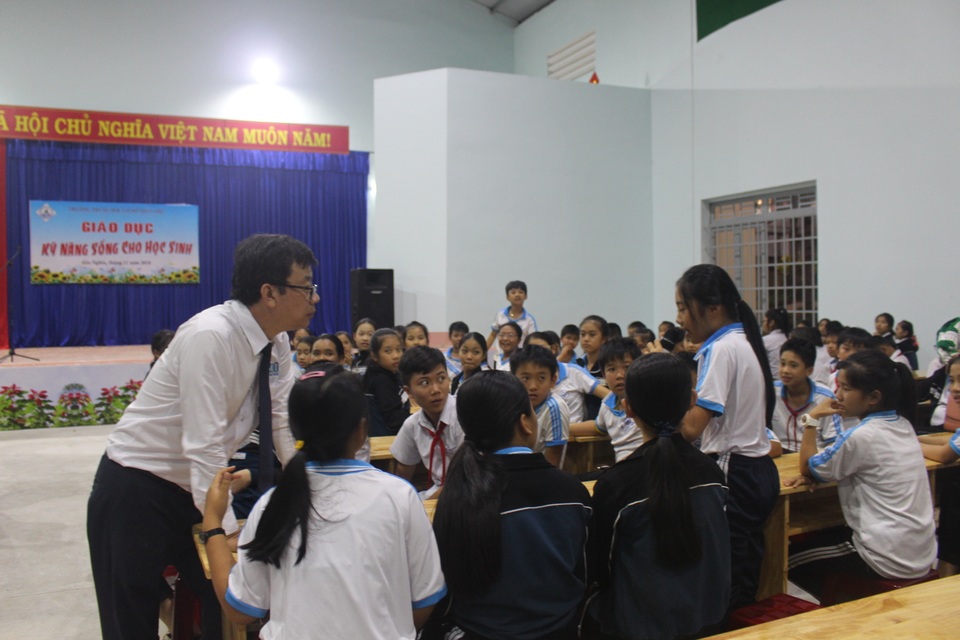 Bảo vệ trẻ khỏi xâm hại tình dục ở vùng núi vẫn kiểu “việc ai nấy làm” - 4 Bảo vệ trẻ khỏi xâm hại tình dục ở vùng núi vẫn kiểu “việc ai nấy làm” - 4