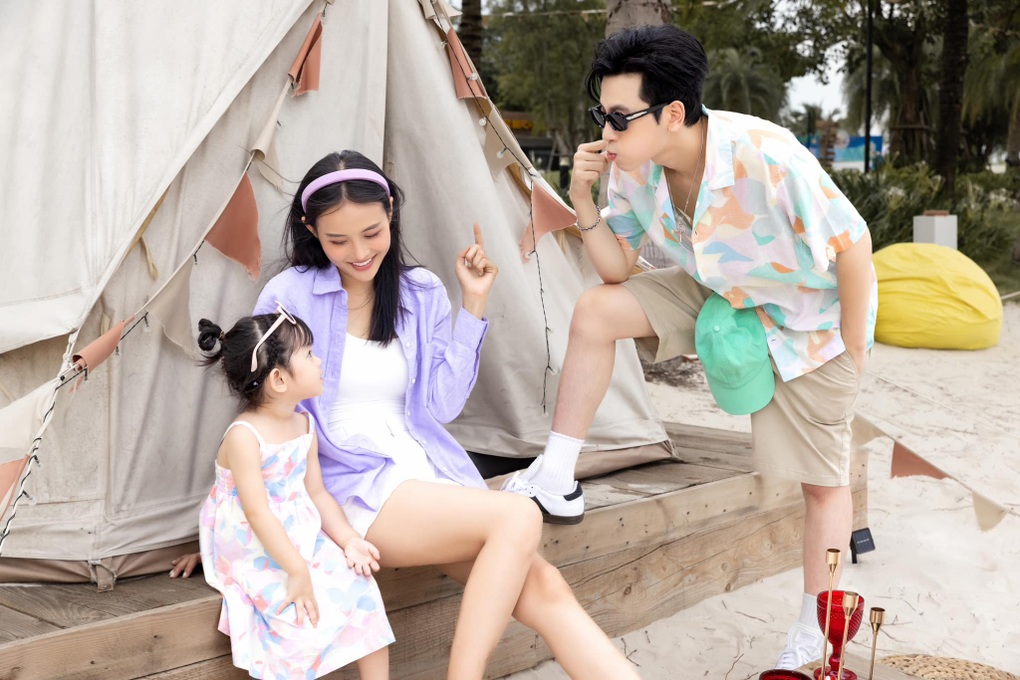 Trương Mỹ Nhân và ck tầm thường tuổi: hầu hết chuyến phù hợp tan, con cái 3 tuổi tác mới mẻ kết duyên - 2 Trương Mỹ Nhân và ck tầm thường tuổi: hầu hết chuyến phù hợp tan, con cái 3 tuổi tác mới mẻ kết duyên - 2