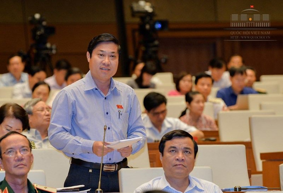 Siết nhà 2 giá nhưng gây nhũng nhiễu: Đại biểu truy Bộ Tài chính - 1 Siết nhà 2 giá nhưng gây nhũng nhiễu: Đại biểu truy Bộ Tài chính - 1