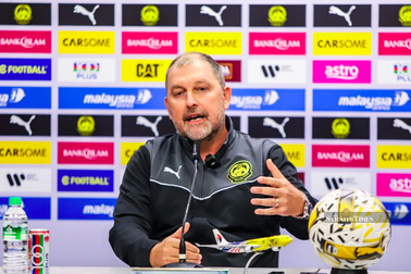 HLV Malaysia xin lỗi FAM, HLV Lào tuyên bố sẽ gây bất ngờ