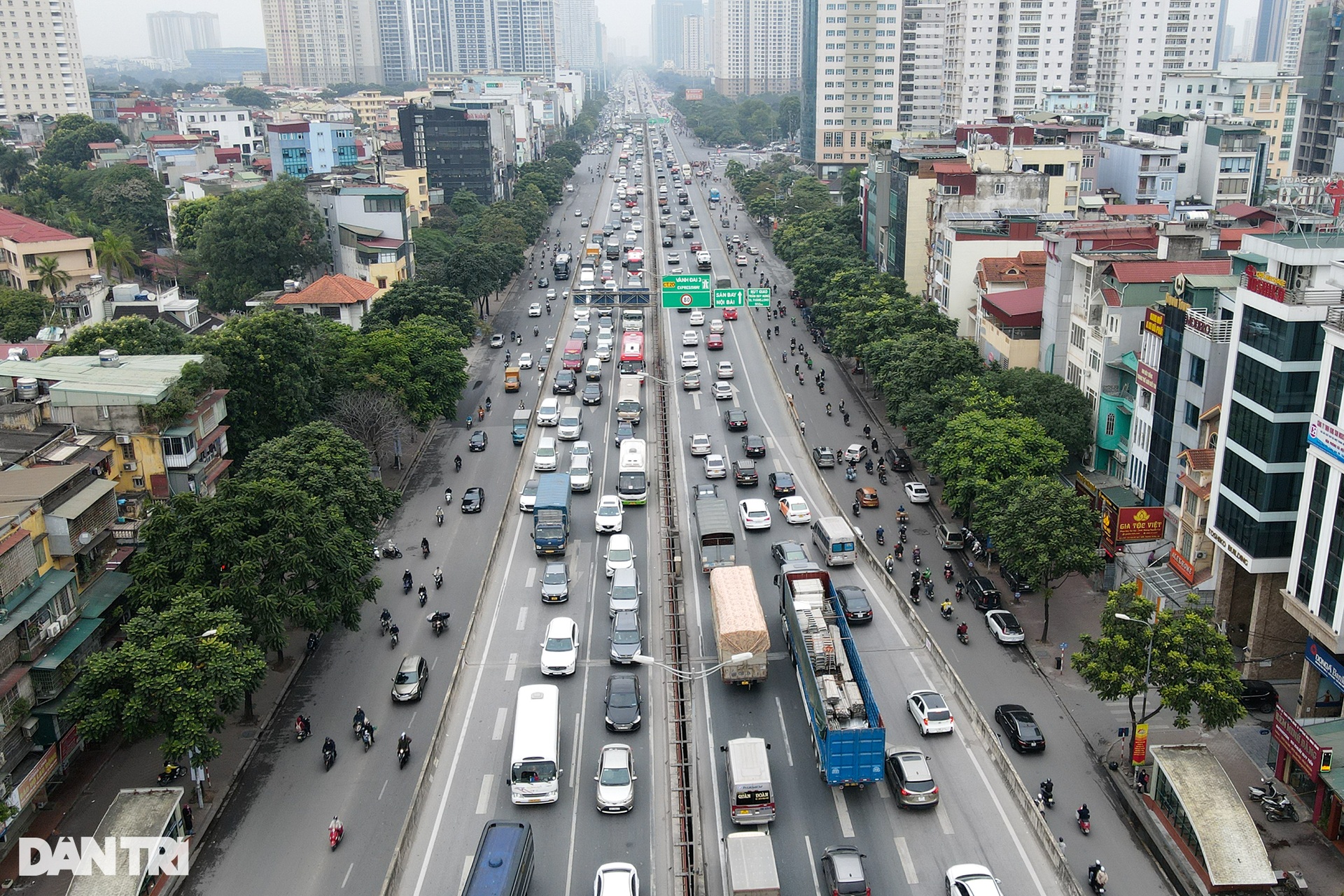 Ngày đầu nghỉ lễ: Hàng vạn ôtô chôn chân ở đường vành đai 3 - 1 Ngày đầu nghỉ lễ: Hàng vạn ôtô chôn chân ở đường vành đai 3 - 1